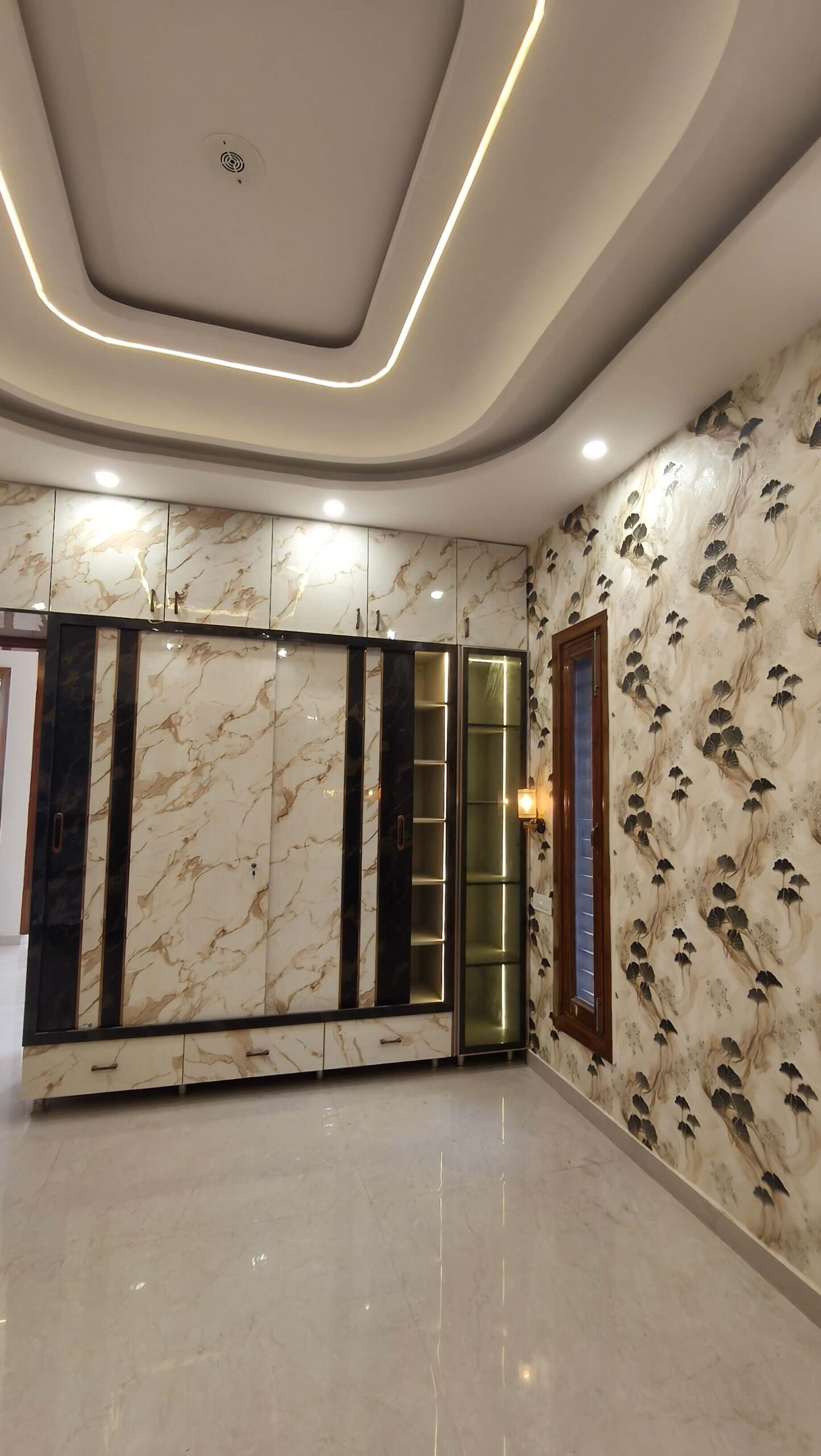Spacious 4BHK-6 (2)